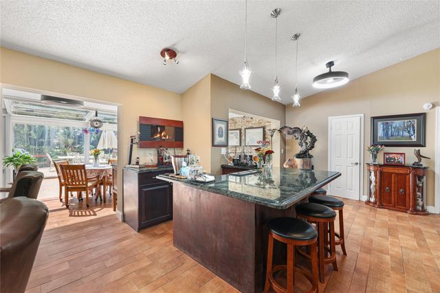 9700 NW 28th St, Hollywood, FL 33024