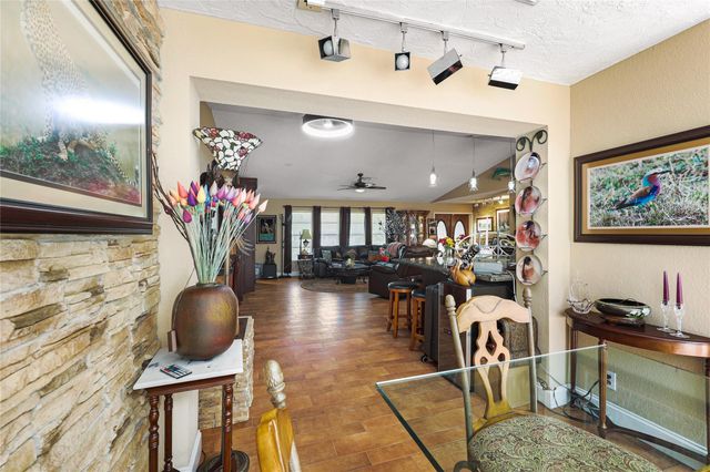 9700 NW 28th St, Hollywood, FL 33024