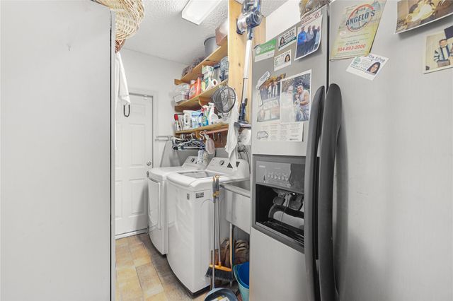 9700 NW 28th St, Hollywood, FL 33024