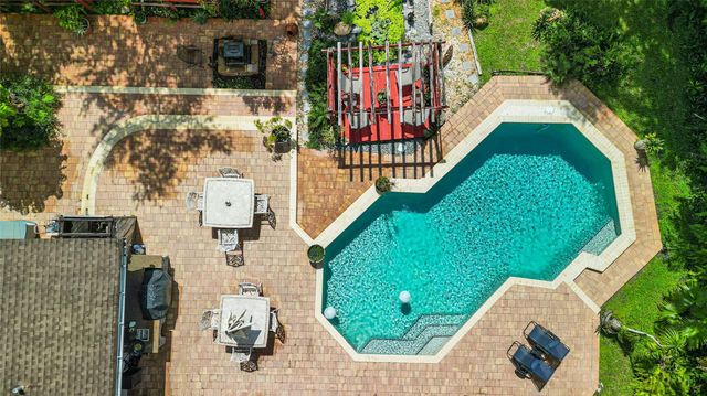 9700 NW 28th St, Hollywood, FL 33024