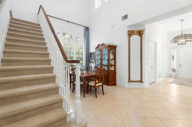 910 SW Palm Cove Drive, Palm City, FL 34990