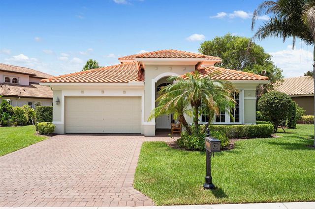 910 SW Palm Cove Drive, Palm City, FL 34990