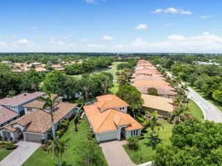 910 SW Palm Cove Drive, Palm City, FL 34990