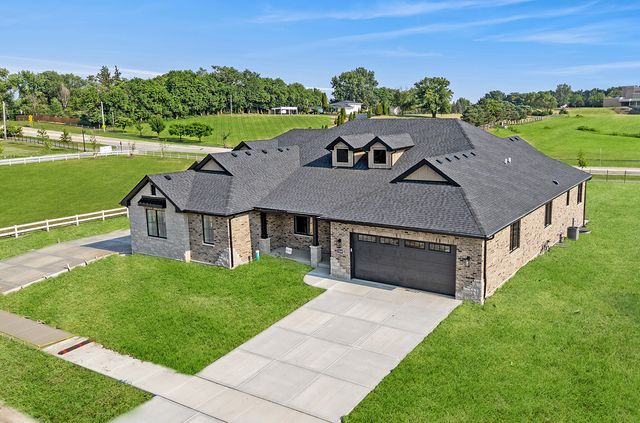 11049 Lizmore Lane 40B, Orland Park, IL 60467