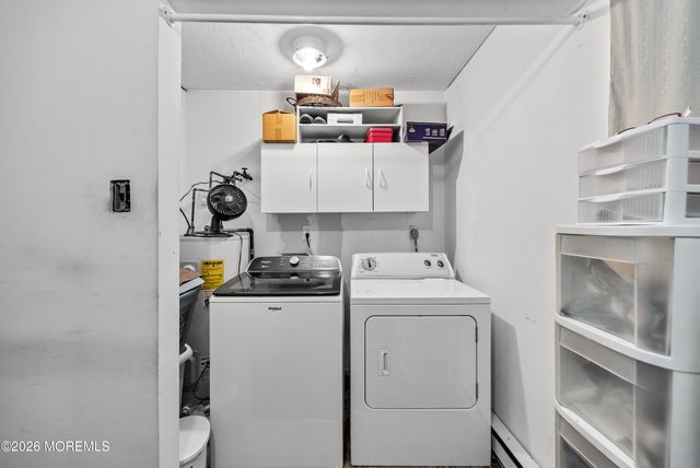 31 W Shore Drive, Southampton, NJ 08088