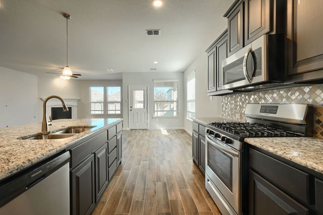 936 Meadows Drive, Argyle, TX 76226