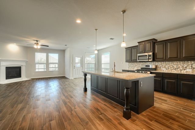 936 Meadows Drive, Argyle, TX 76226