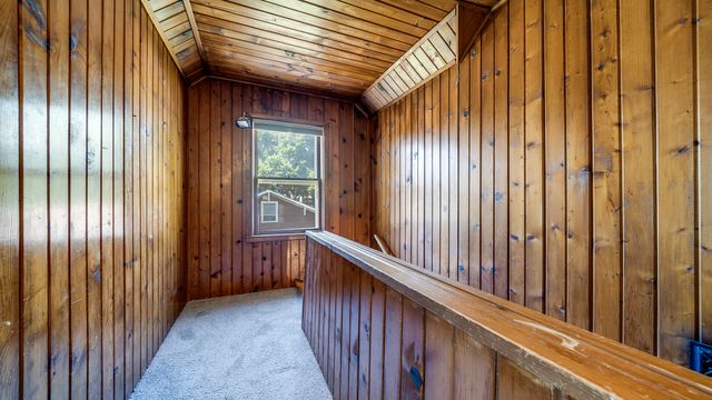 423 W Madison Street, Belvidere, IL 61008
