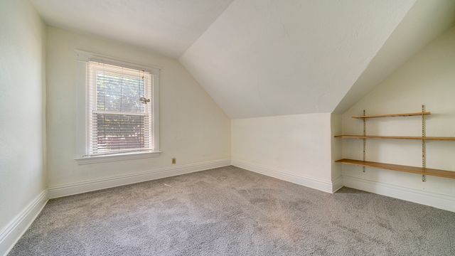 423 W Madison Street, Belvidere, IL 61008