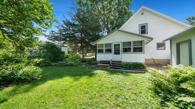 423 W Madison Street, Belvidere, IL 61008