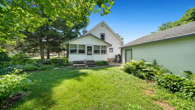 423 W Madison Street, Belvidere, IL 61008