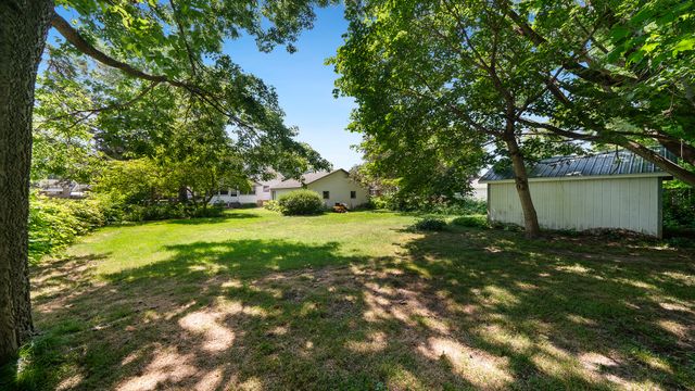 423 W Madison Street, Belvidere, IL 61008