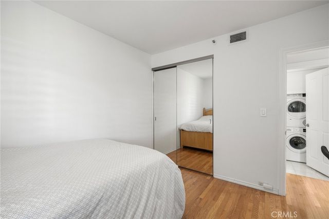 2960 Neilson Way 301, Santa Monica, CA 90405