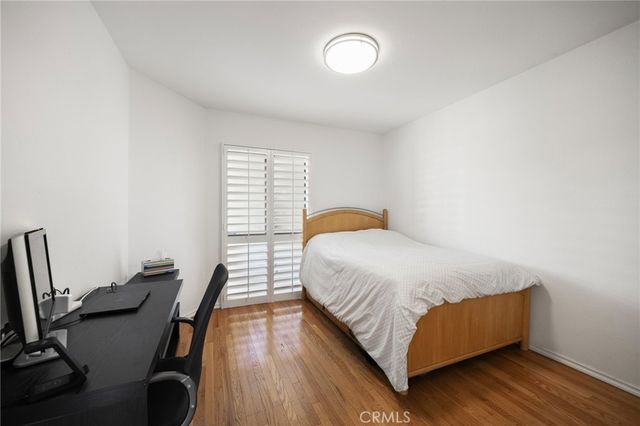 2960 Neilson Way 301, Santa Monica, CA 90405