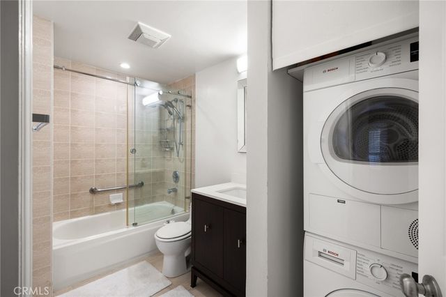 2960 Neilson Way 301, Santa Monica, CA 90405