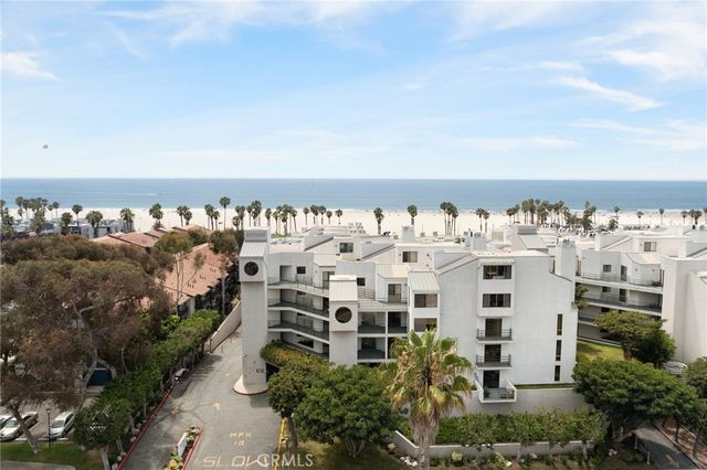2960 Neilson Way 301, Santa Monica, CA 90405