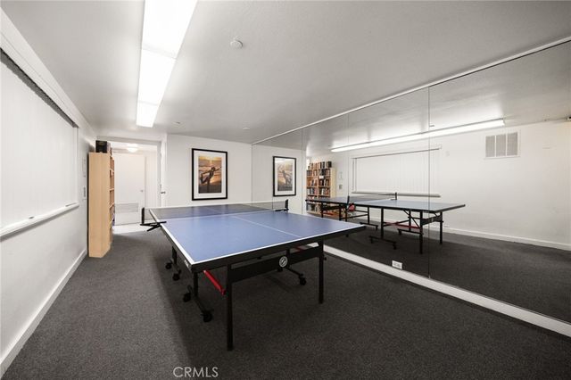 2960 Neilson Way 301, Santa Monica, CA 90405