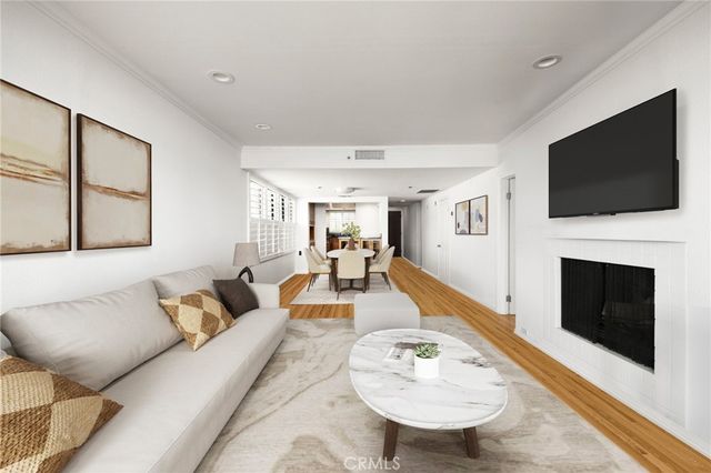 2960 Neilson Way 301, Santa Monica, CA 90405