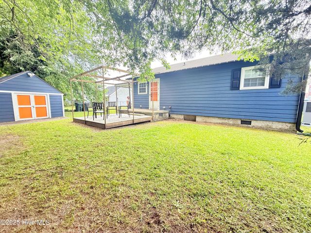 726 Third Avenue, New Bern, NC 28560