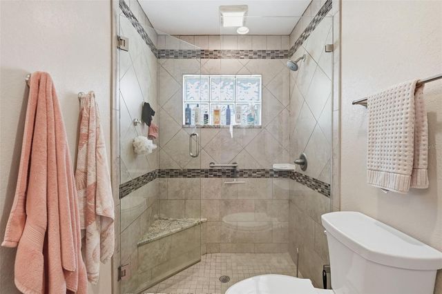 5860 LEELAND STREET S, St Petersburg, FL 33715