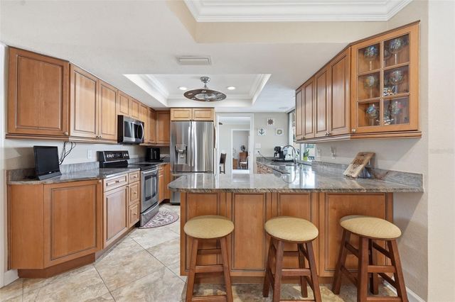 5860 LEELAND STREET S, St Petersburg, FL 33715