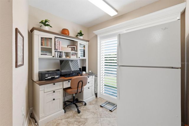 5860 LEELAND STREET S, St Petersburg, FL 33715