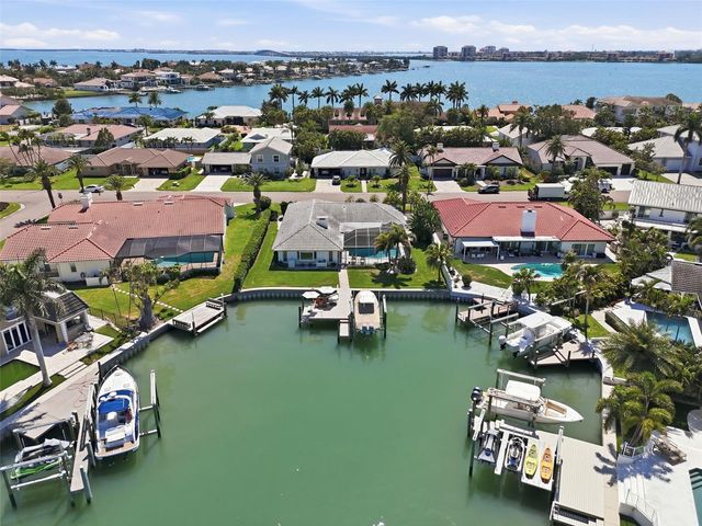 5860 LEELAND STREET S, St Petersburg, FL 33715