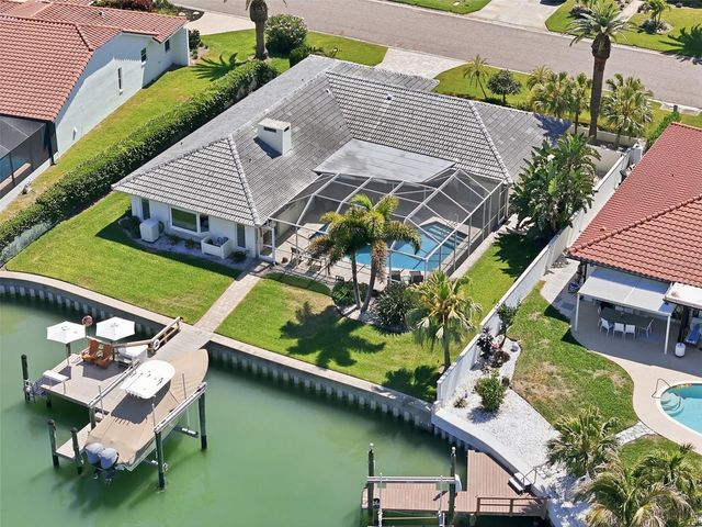 5860 LEELAND STREET S, St Petersburg, FL 33715