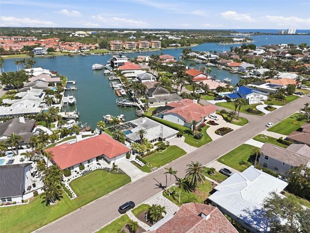 5860 LEELAND STREET S, St Petersburg, FL 33715