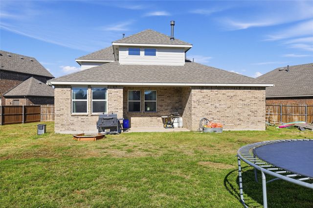 302 Cliffmere Drive, Fate, TX 75087