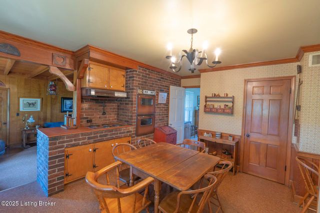 114 Hillcrest Dr, Bardstown, KY 40004