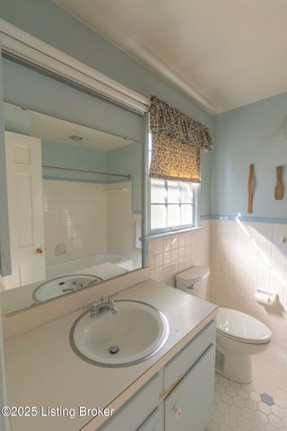 114 Hillcrest Dr, Bardstown, KY 40004