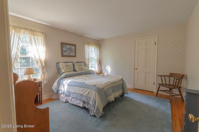 114 Hillcrest Dr, Bardstown, KY 40004