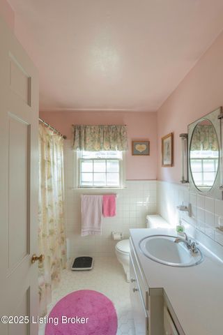 114 Hillcrest Dr, Bardstown, KY 40004