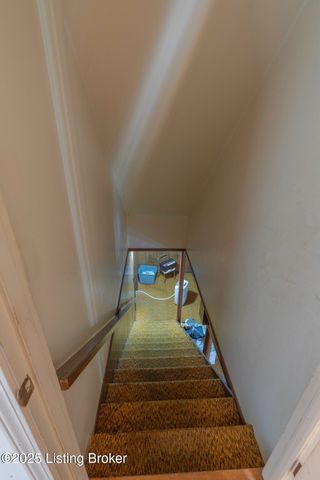 114 Hillcrest Dr, Bardstown, KY 40004