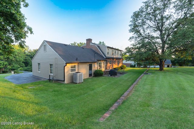 114 Hillcrest Dr, Bardstown, KY 40004