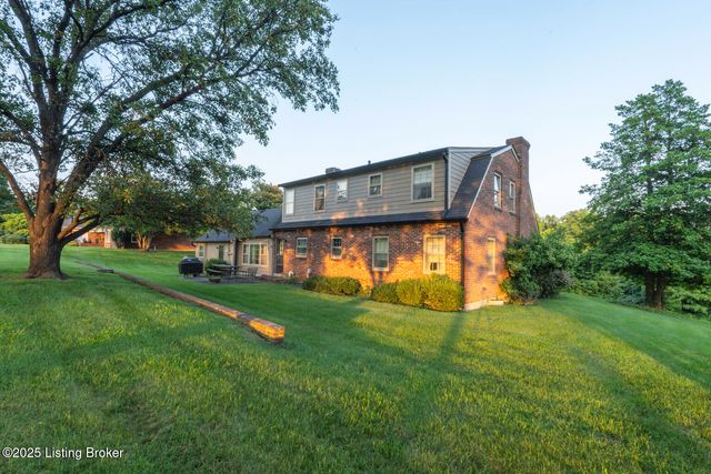 114 Hillcrest Dr, Bardstown, KY 40004