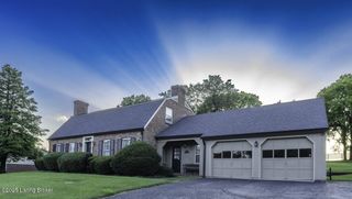 114 Hillcrest Dr, Bardstown, KY 40004