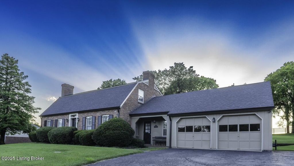 114 Hillcrest Dr, Bardstown, KY 40004