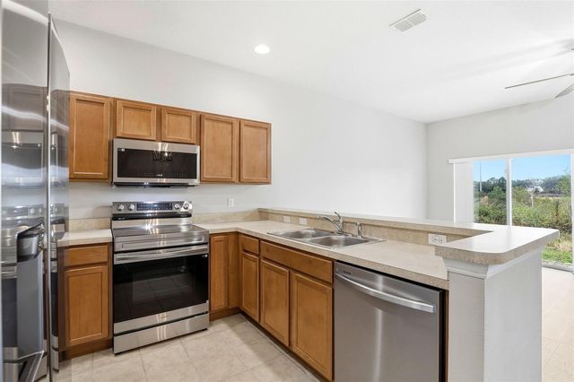 12049 GREAT COMMISSION WAY, Orlando, FL 32832