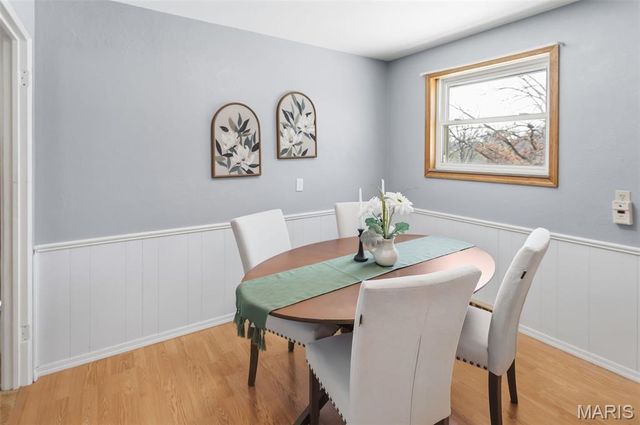 4917 W Hill Drive, Godfrey, IL 62035