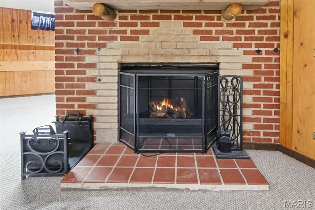 4917 W Hill Drive, Godfrey, IL 62035