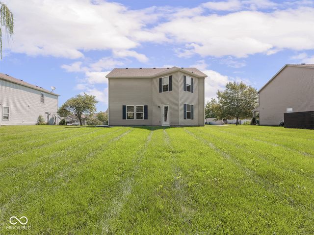 914 Indigo Drive, Greenfield, IN 46140