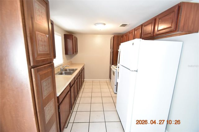 3667 SUGARCREEK DRIVE, Tampa, FL 33619