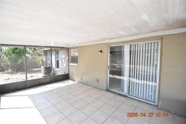 3667 SUGARCREEK DRIVE, Tampa, FL 33619