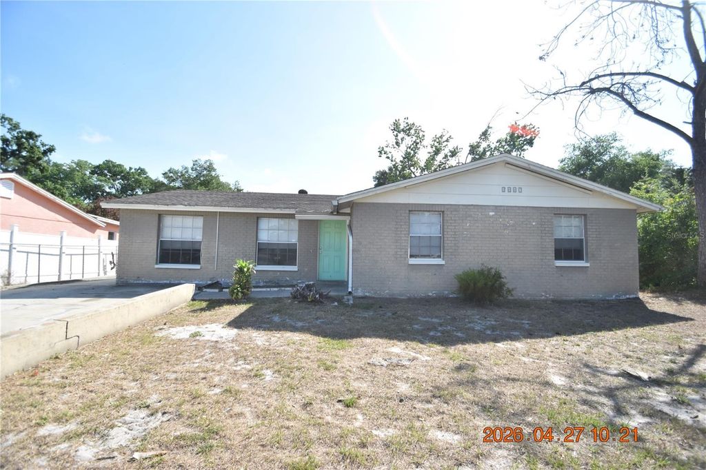 3667 SUGARCREEK DRIVE, Tampa, FL 33619