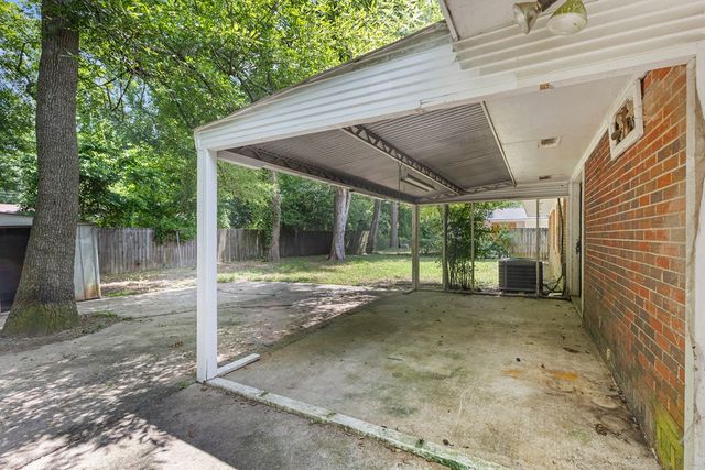 946 Woodburn Drive, Columbus, GA 31907