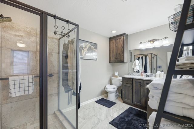 31919 E 61st Street S, Broken Arrow, OK 74014