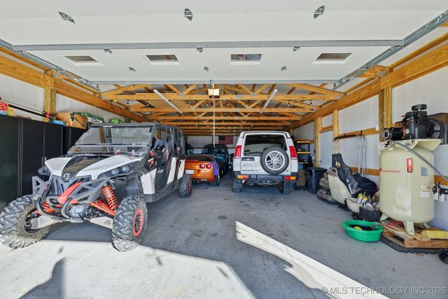 31919 E 61st Street S, Broken Arrow, OK 74014