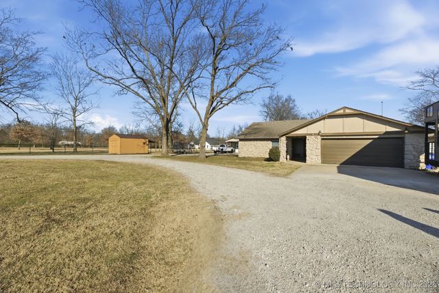 31919 E 61st Street S, Broken Arrow, OK 74014